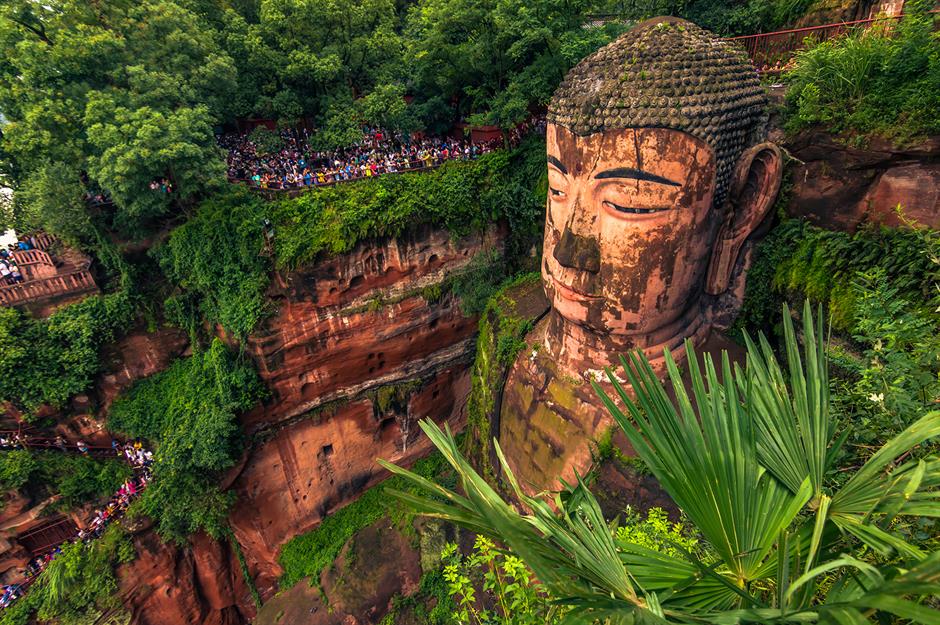 Interesting Statues Around the World